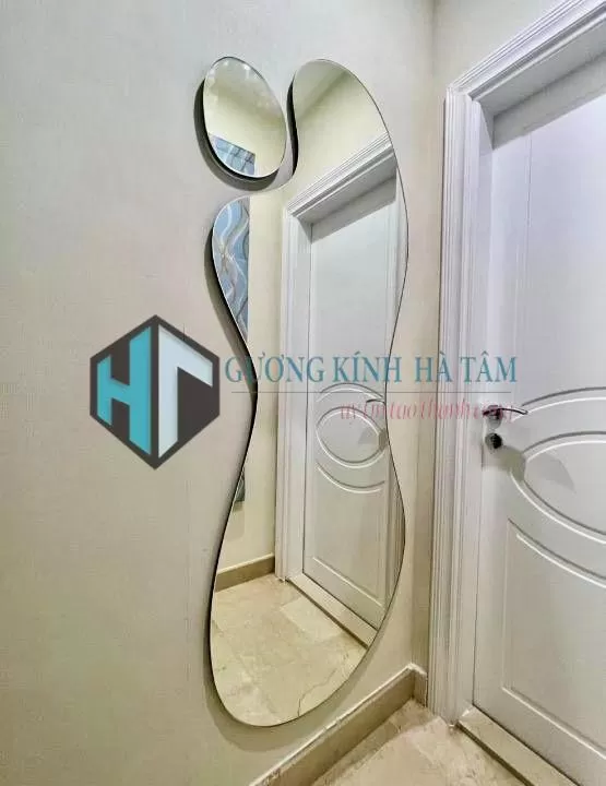 Gương soi toàn thân trang trí